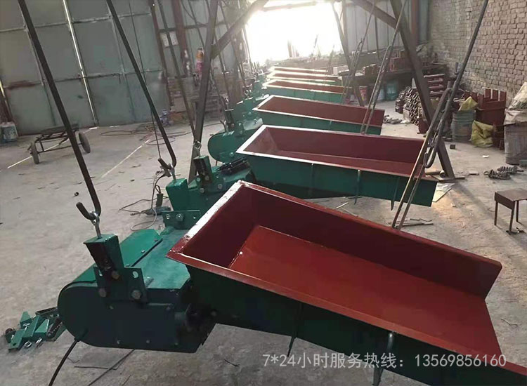 振動(dòng)給料機(jī)的詳細(xì)使用特點(diǎn)介紹
